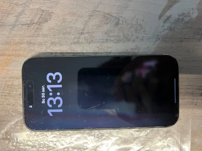 iPhone 16 Pro 1