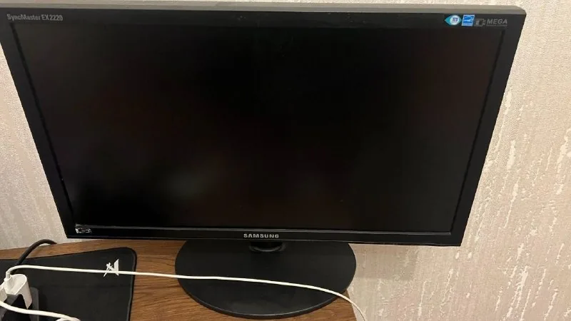 Samsung SyncMaster EX2220 монитор 1