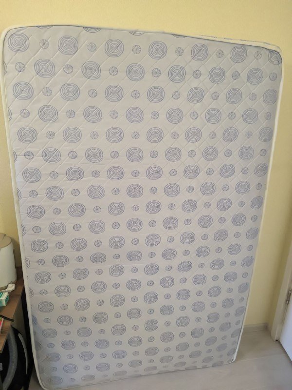 Лампа для цветов, стол, матрас жесткий 5