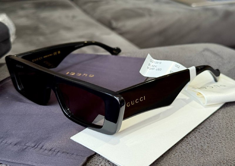 Солнцезащитные очки Gucci 3