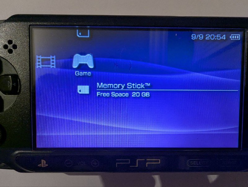 PSP Street, кейс, Micro SD 128 GB, зарядник 6
