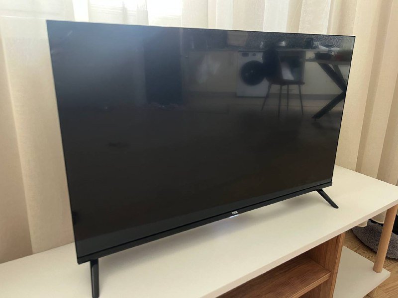 Телевизор, тумба