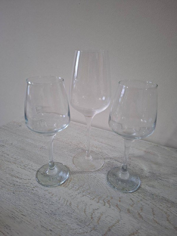 Кружки, тарелки, бокалы, чайник 4