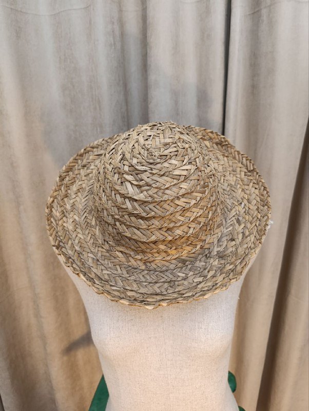 Шляпы 4 штуки