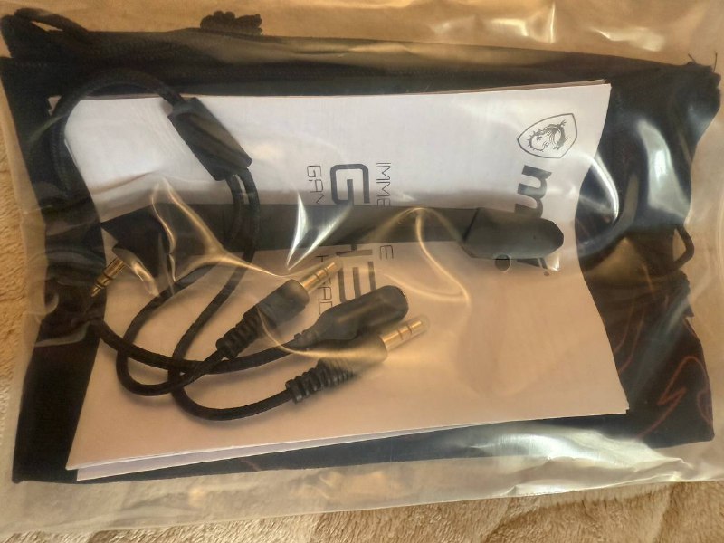 Игровые наушники msi gh30 3