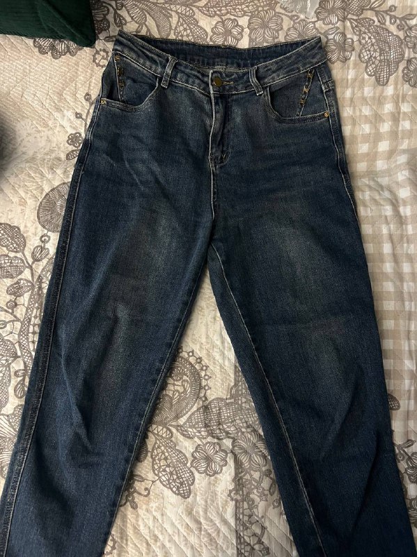 Уги 37, джинсы m-l, спортивные штаны L-XXL, топ 6