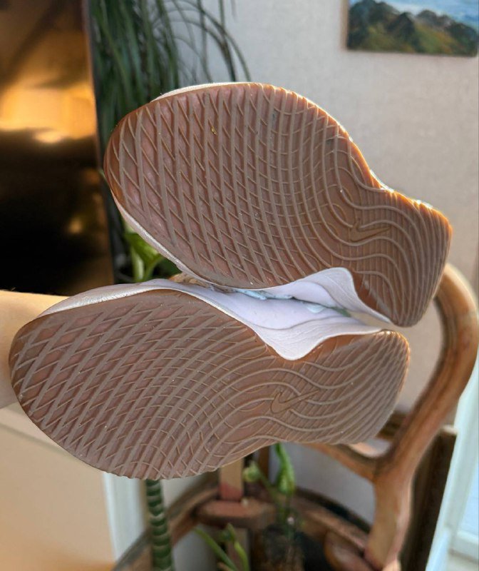 Кроссовки Nike оригинальные размер 36-37 3