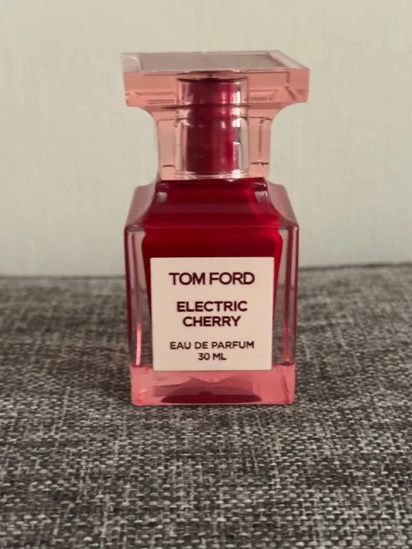 Tom Ford Electric Cherry духи 30 мл 1