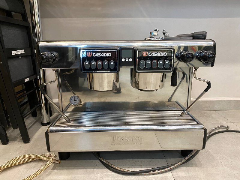 Профессиональная кофемашина Casadio