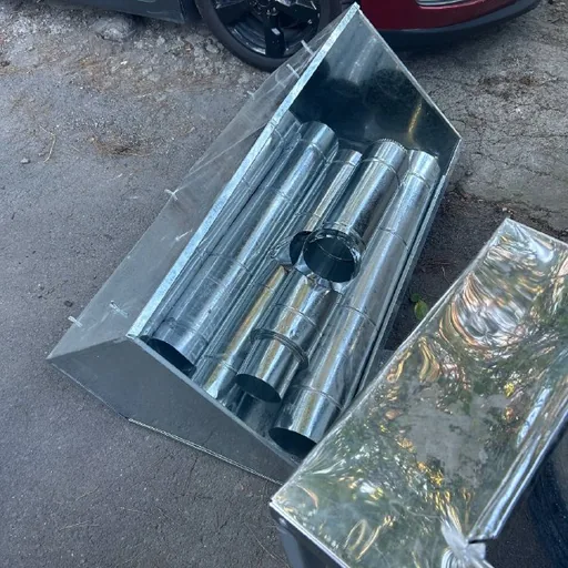Вытяжка, стол из нержавейки
