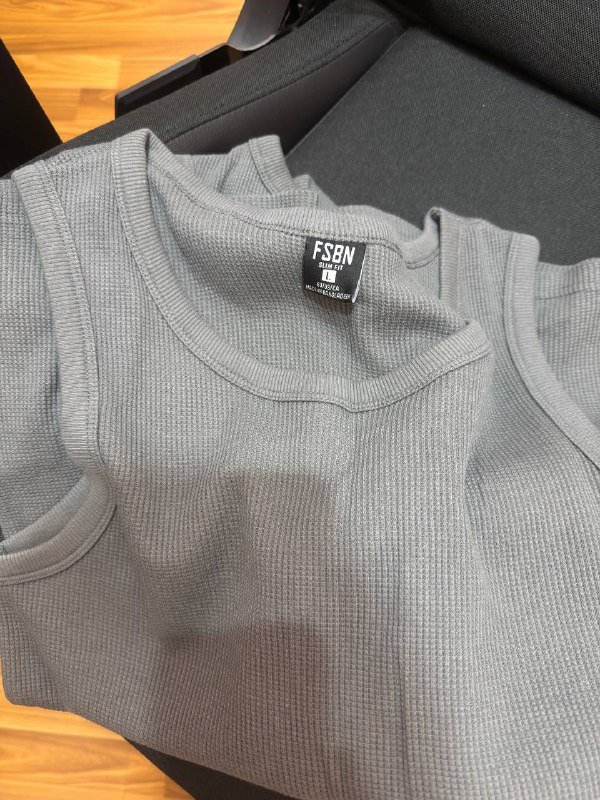 Чайник электрический, три майки FSBN 3