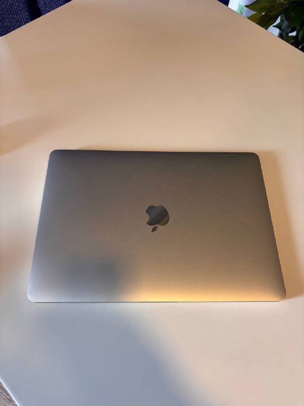 Macbook Pro 2019 i5 8/256 3