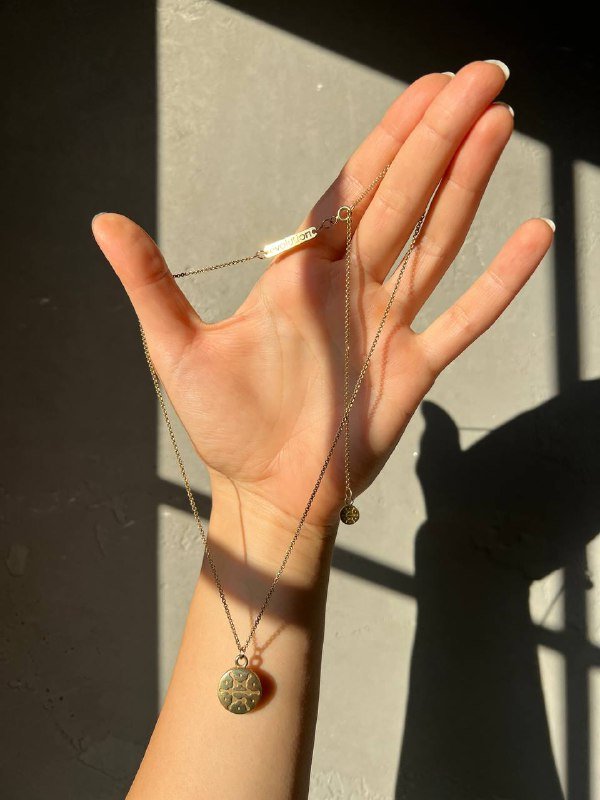 Позолоченное колье на регулировочной цепочке