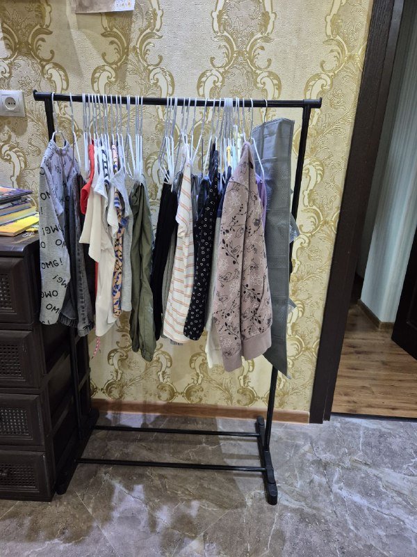 Напольная стойка (вешалка) для одежды регулируемая