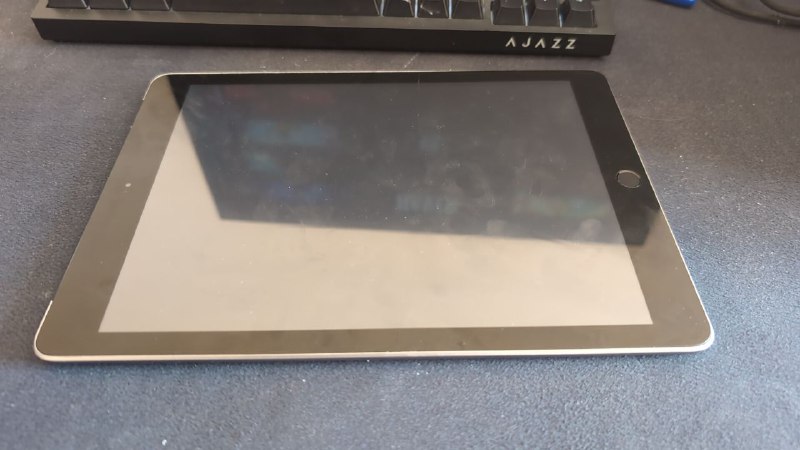 Ipad 5 32 gb white, Ipad 5 32 gb SIM space gray 2