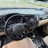 Mitsubishi Outlander 2017 7