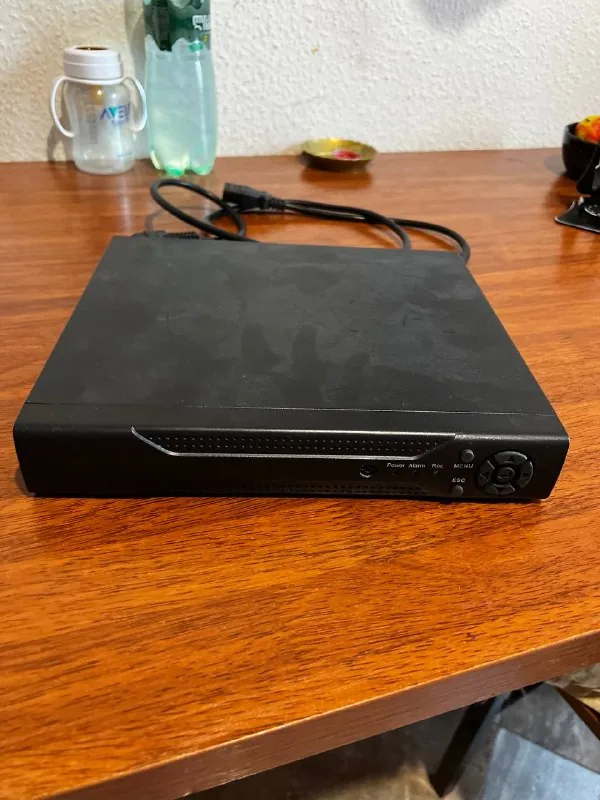 DVR видеорегистратор ST-AHD5004N 1