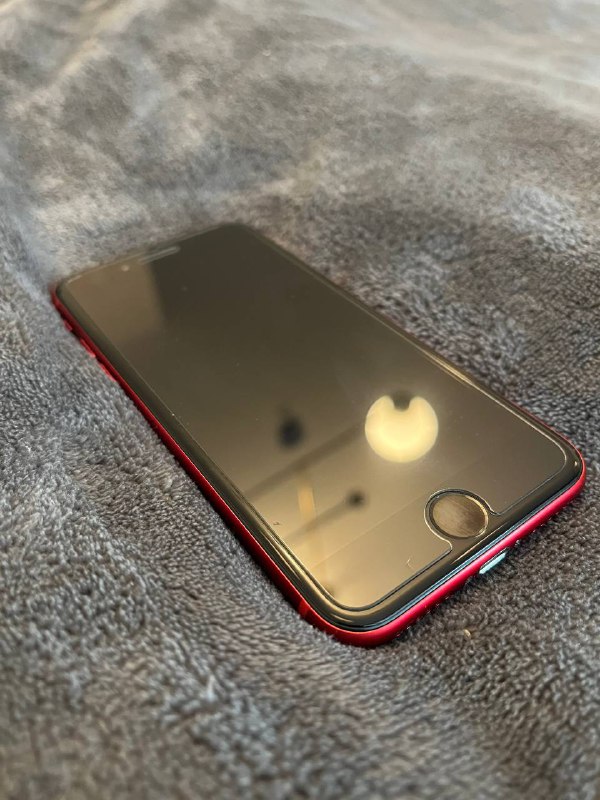 Экшн-камера YI 4K, iPhone 8 Product Red 64GB 3