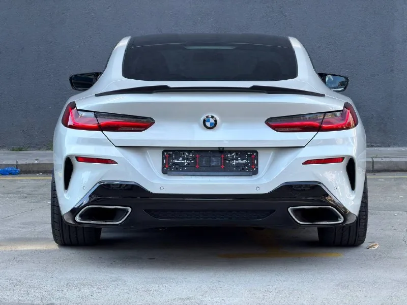 BMW 840i 4