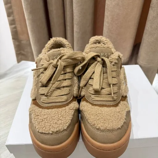 Кроссовки Guess 36 размера