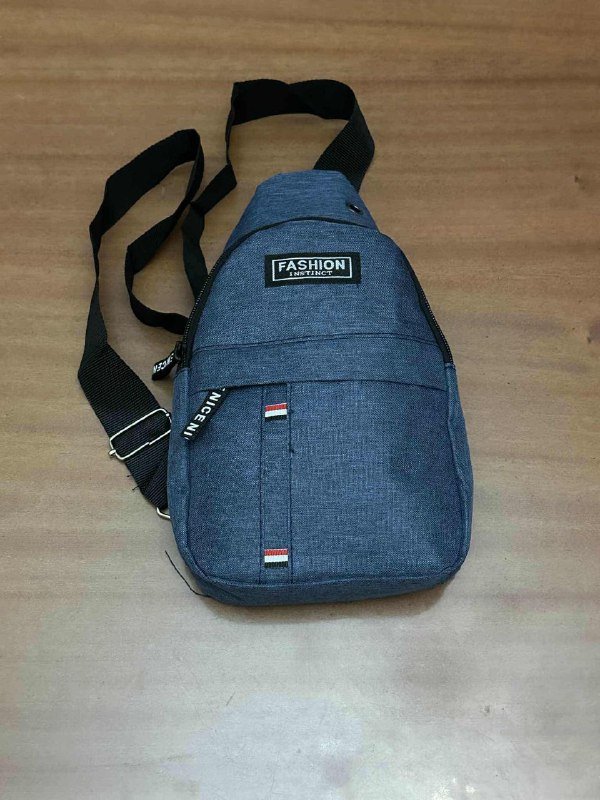 Спортивная сумка, сумка для одежды, кабели type-c, спортивная обувь, адаптер, фонарик, аварийный фильтр для воды