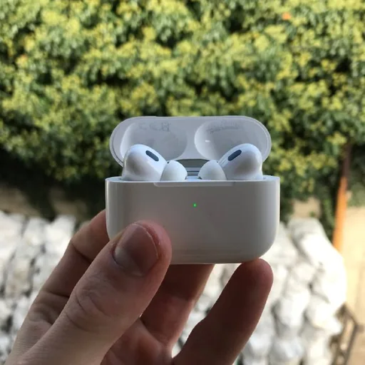 Apple AirPods Pro 2