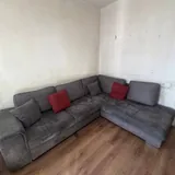 Диван, журнальный столик 1