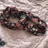 Платье, кофта, шорты, платок, аксессуар для волос 2