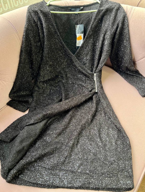 Платье женское ворсинистое новое M 5