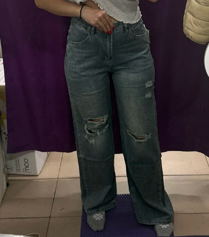 ტანსაცმლის პაკეტი, ქალის ტანსაცმელი, ჯინსები, ჯემპრები, ქურთუკი, ჩანთა 4