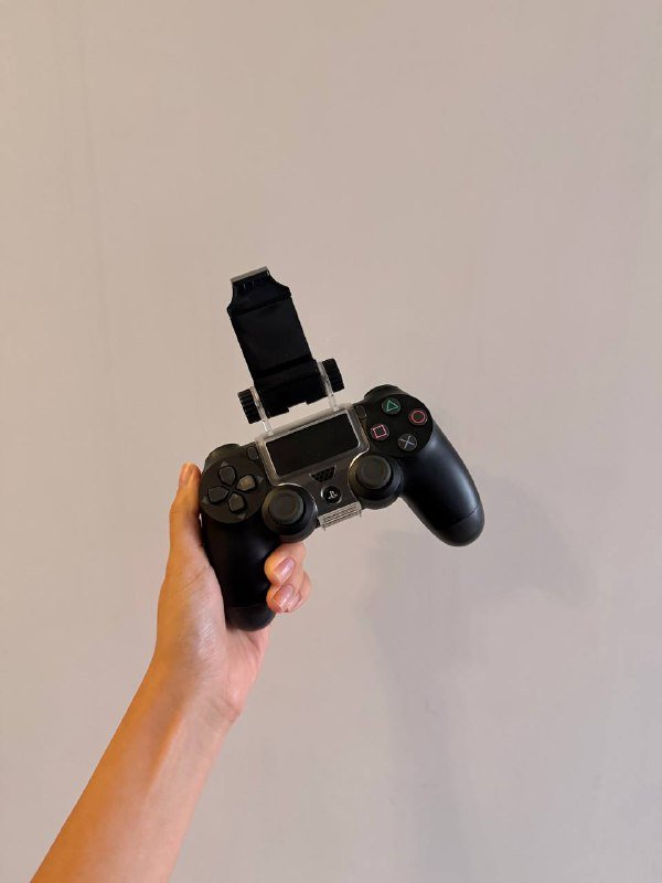 Джойстик Sony PlayStation 4 и держатель для телефона 3