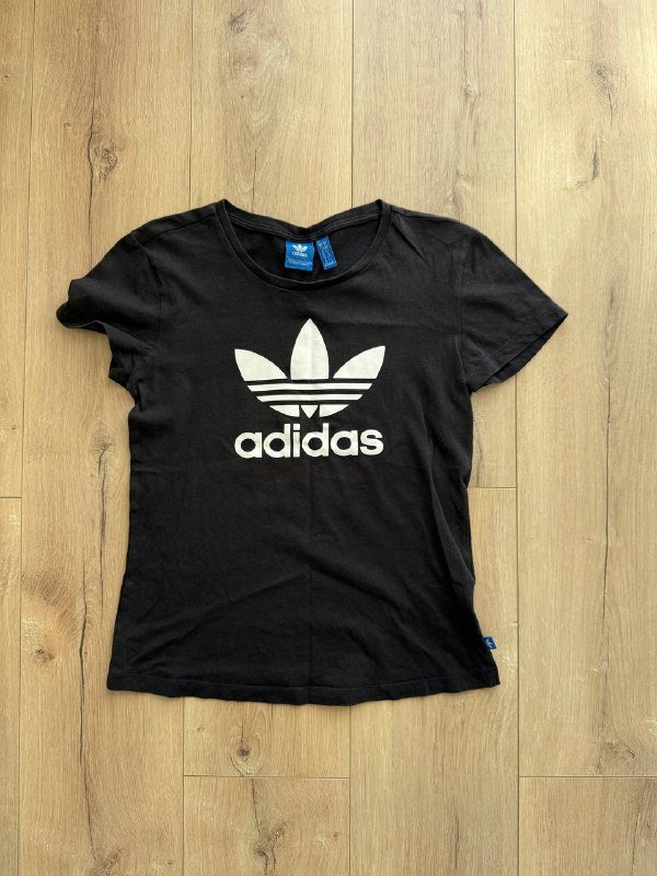 Футболка Adidas S, Лонг S-M, Худи Zoho oversize, Лосины, Джинсы Mom Bershka, Джинсы Pull&Bear, Джинсы Stradivarius, Кофта Zara oversize