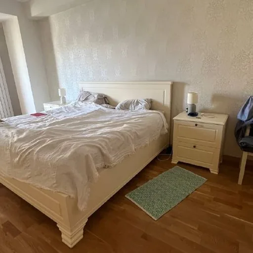 Кровать с матрасом