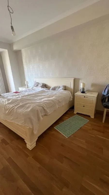Кровать с матрасом