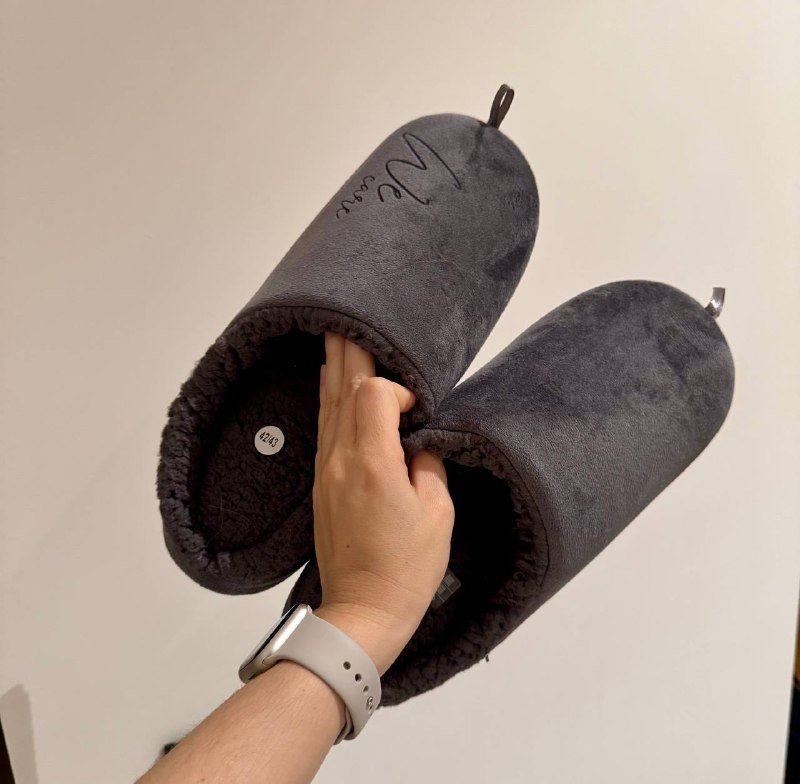 Свитер, джинсы, льняные брюки, брюки Collins, Crocs и тапки мужские 6