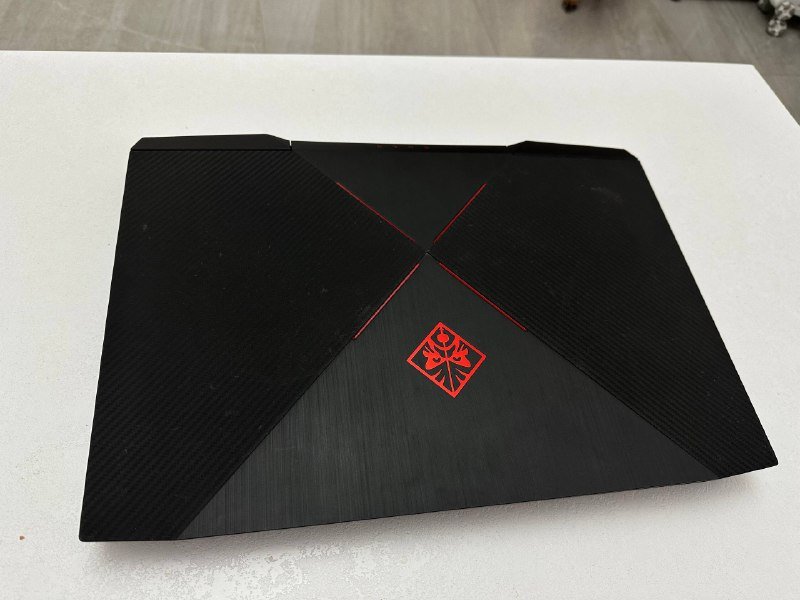 HP Omen 17 Intel Core i5-7300HQ 8GB RAM 1TB HDD NVIDIA GTX 1050 2