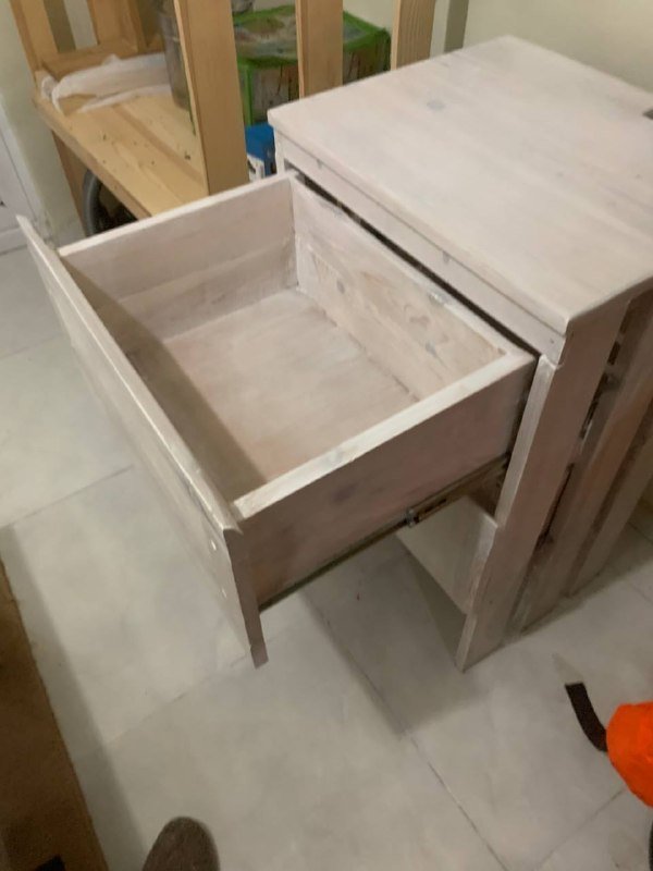 Комод из дерева из поддонов 3