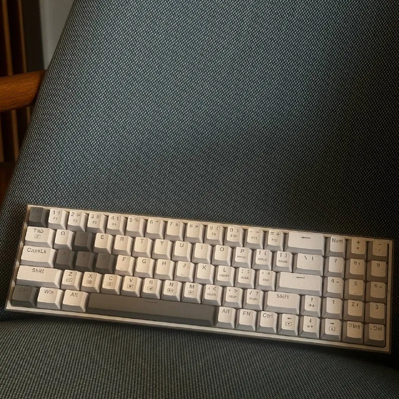 Механическая клавиатура Redragon Pollux K628WG-RGB Red Switch 1