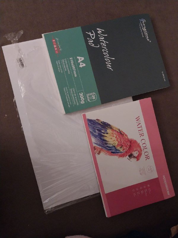 Альбомы для рисования, подрамники, планшет, декор, ведро пробок