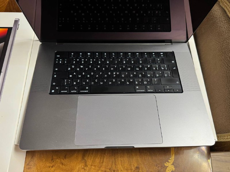 MacBook Pro M1 Pro 16inch 3