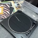 Проигрыватель Audio-Technica AT-LP60X, пластинки и колонки PreSonus Eris 3.5BT 4