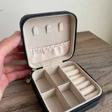 Зеркало, коробочка для украшений, умные лампочки, турка 2