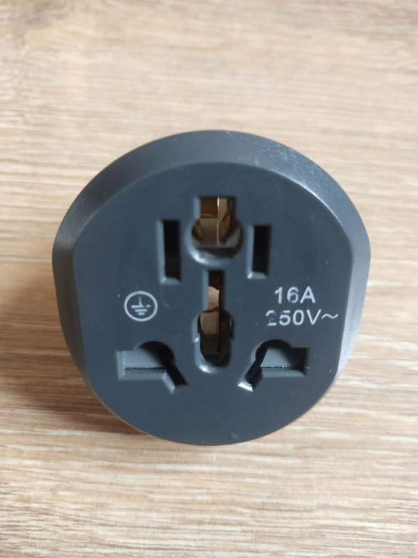 Копилка металлическая, коврик, разветвитель, переходник, USB провода, зарядное для часов, защитная пленка 6