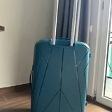 Чемодан размер М 2