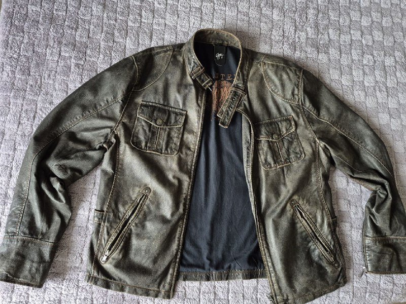 Толстовка Tommy Hilfiger, Свитшот Kenzo, Футболка Diesel, Футболка Adidas, Толстовка Adidas, Бомбер Diesel, Куртка кожаная Diesel, Жилет Diesel, Куртка Gipsy кожаная 9