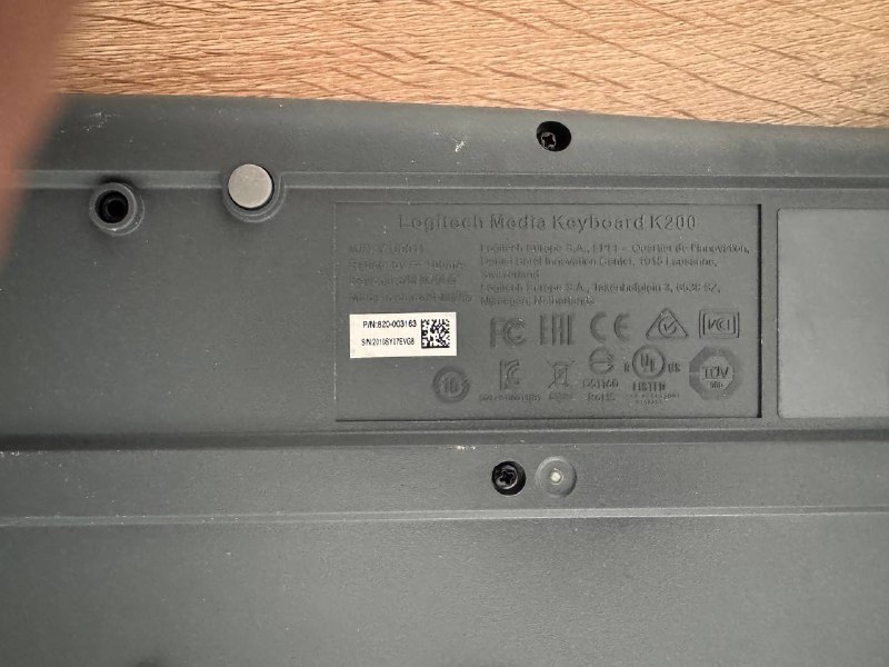 Кеды Ecco Soft 7 M, Гидротапки Waimea, Клавиатура Logitech 5