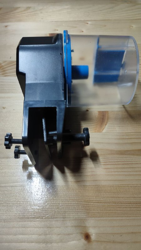 Автоматическая кормилка для аквариума и террариума 3