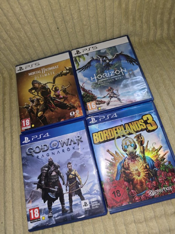 PlayStation 5 Disk version, 1TB, controllers, games 2