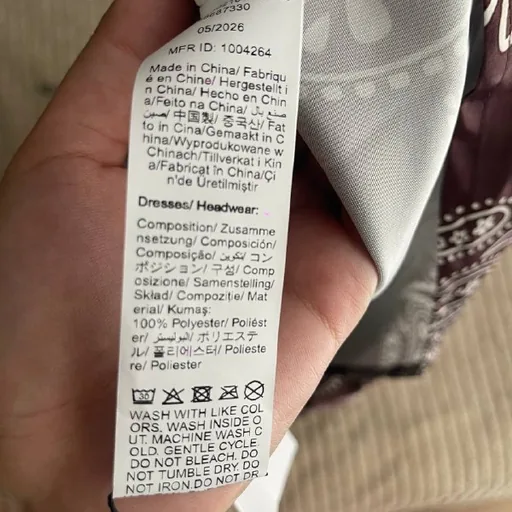 Длинное женское платье с платком
