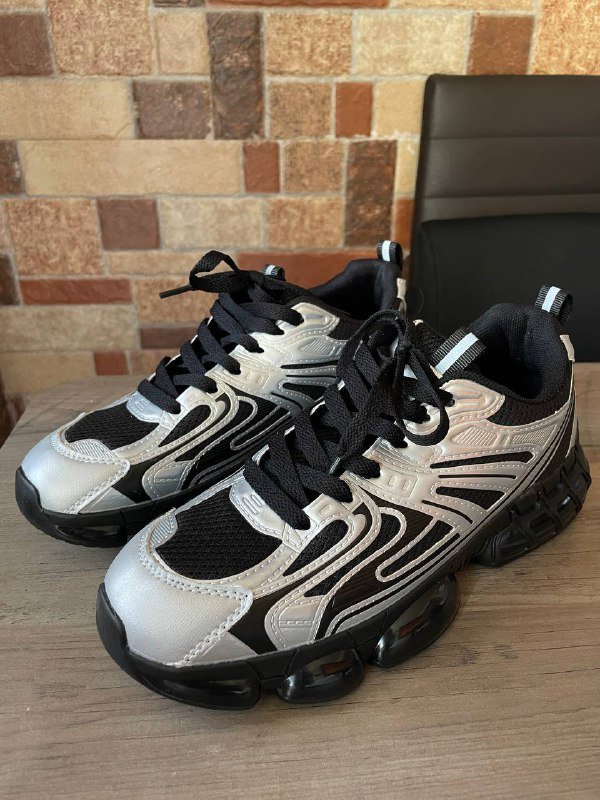 Мужские и женские кроссовки 41 размер 2